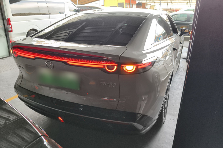 马自达 马自达EZ-6 2024 汽车图片 #7