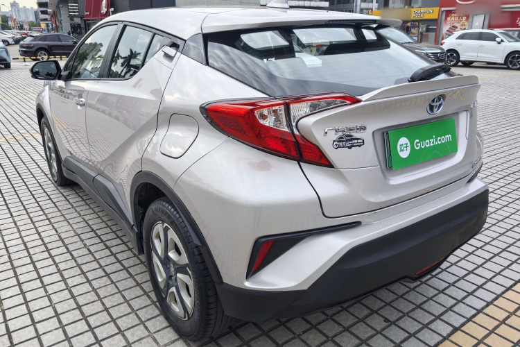 Toyota C-HR EV 2021 immagine di auto #7