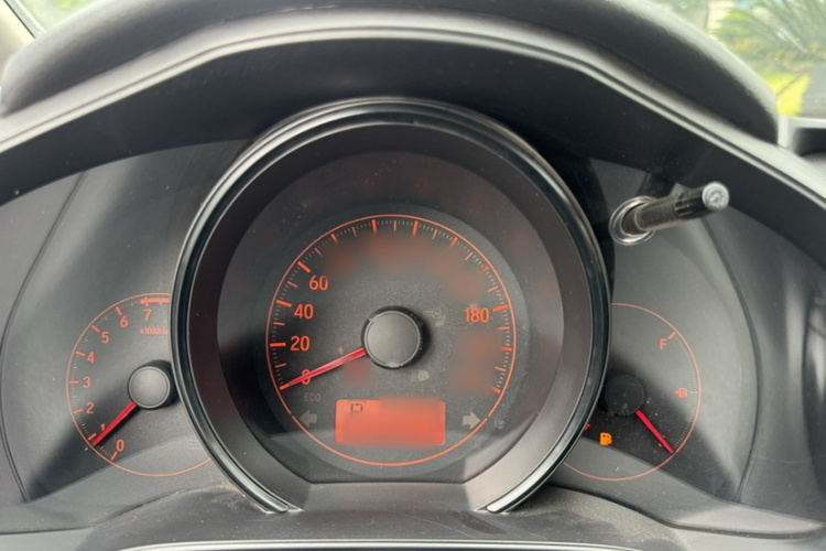 Honda Fit (Imported) 2018 car image #7