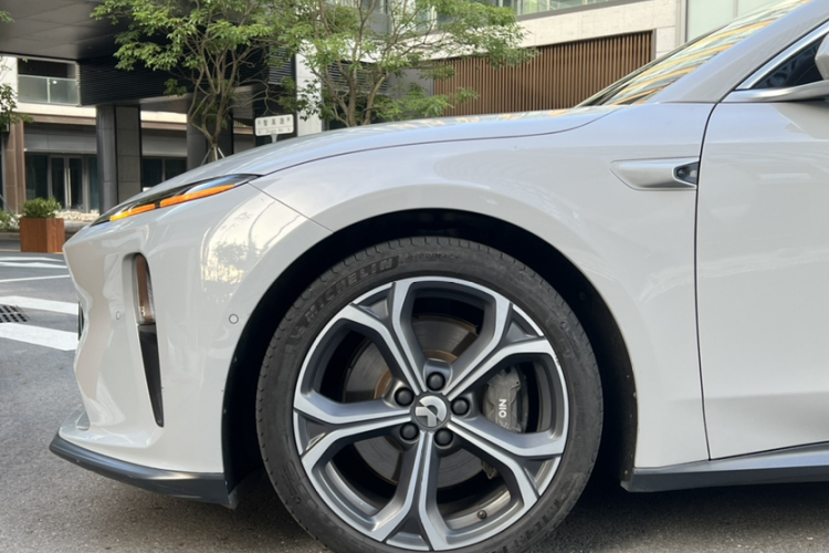 NIO ET5T 2023 car image #7