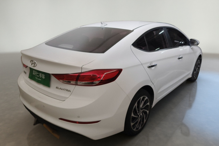 Hyundai Elantra AD 2020 immagine di auto #7