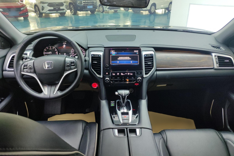 Honda UR-V 2018 #7 Honda UR-V 2018 car image #7