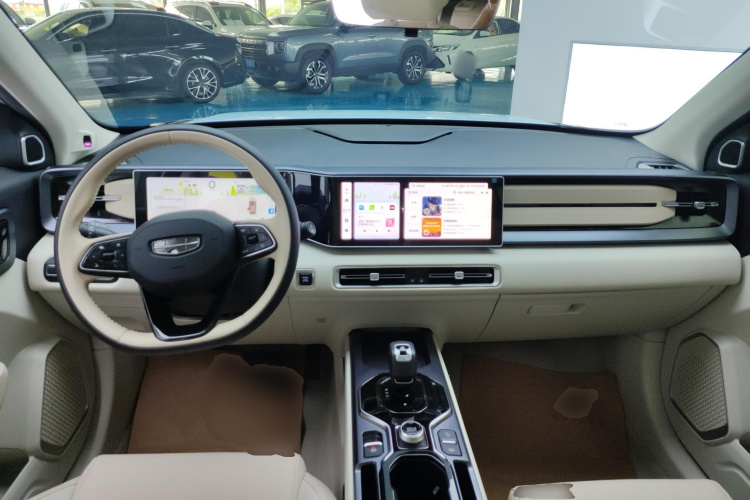 GEELY ICON 2024 صورة سيارة #7