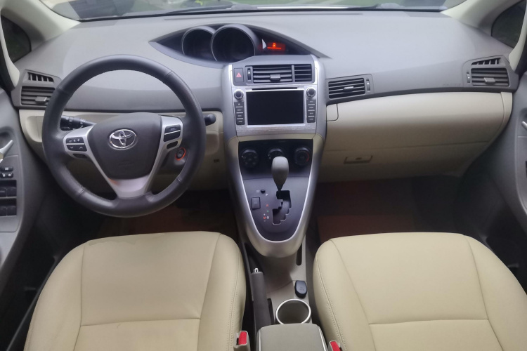 Toyota Verso 2016 car image #7