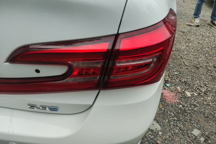 BYD Qin New Energy 2018 car image #7