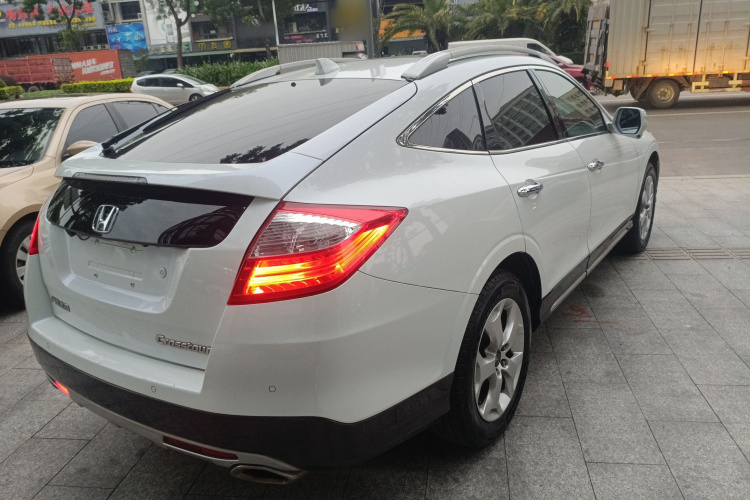 Honda CROSSTOUR 2016 immagine di auto #7