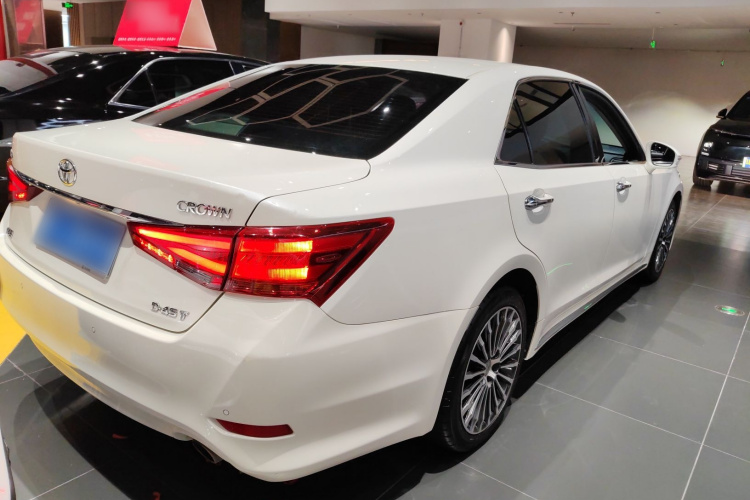 丰田 皇冠 2018 汽车图片 #7