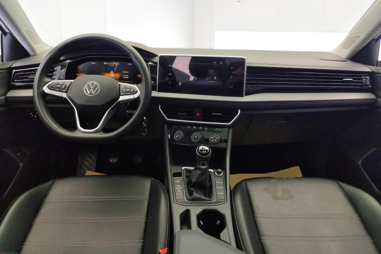 Volkswagen Sagitar 2022 immagine di auto #7