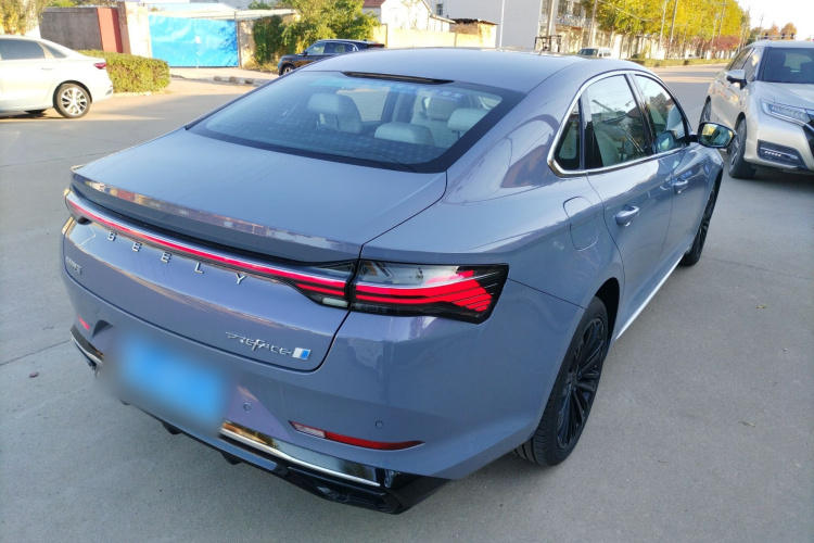 GEELY PrefaceL 2023 car image #7