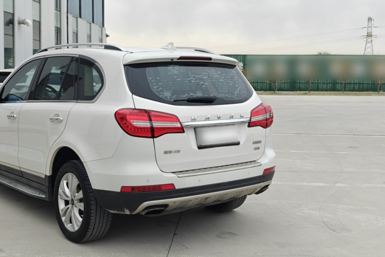 Haval H8 2015 car image #7