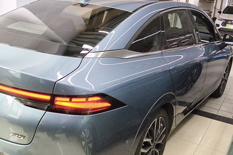 Xpeng P5 2023 #7 Xpeng P5 2023 car image #7