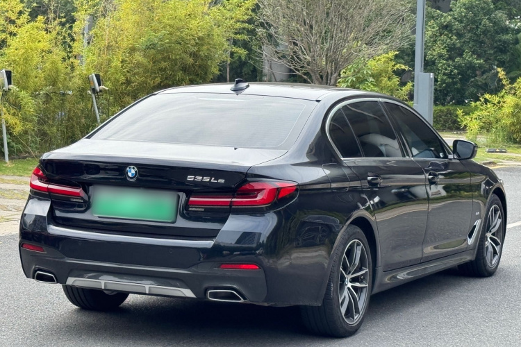 BMW M5 New Energy 2021 #7 BMW M5 New Energy 2021 car image #7