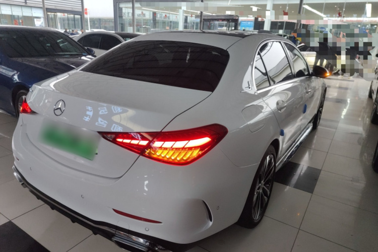 Mercedes-Benz C Class New Energy 2023 car image #7