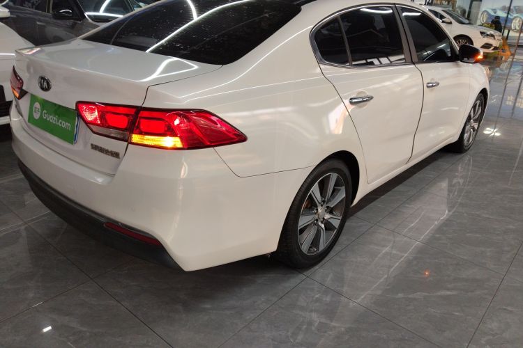 起亚 起亚K4 2016 汽车图片 #7