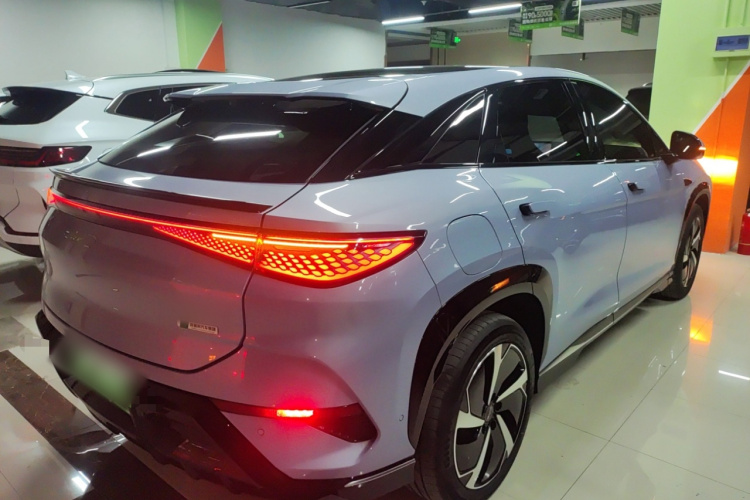 BYD Sea Lion 07 EV 2024 car image #7