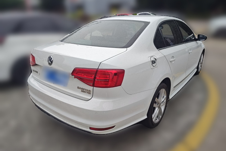 Volkswagen Sagitar 2018 immagine di auto #7