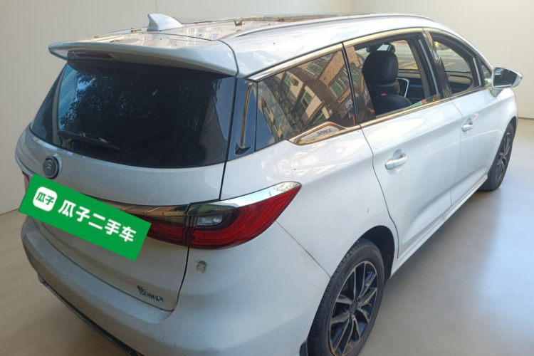 BYD Song MAX 2017 car image #7