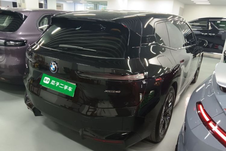 BMW i5 M60 2022 car image #7