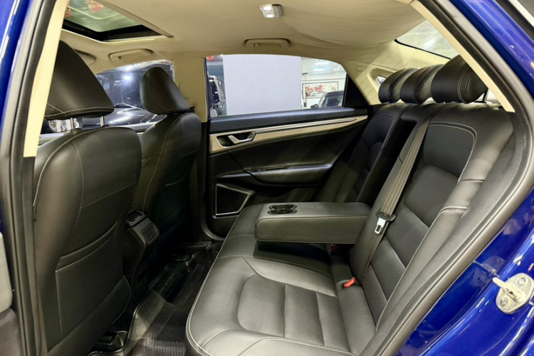 GEELY Emgrand GL 2017 car image #7