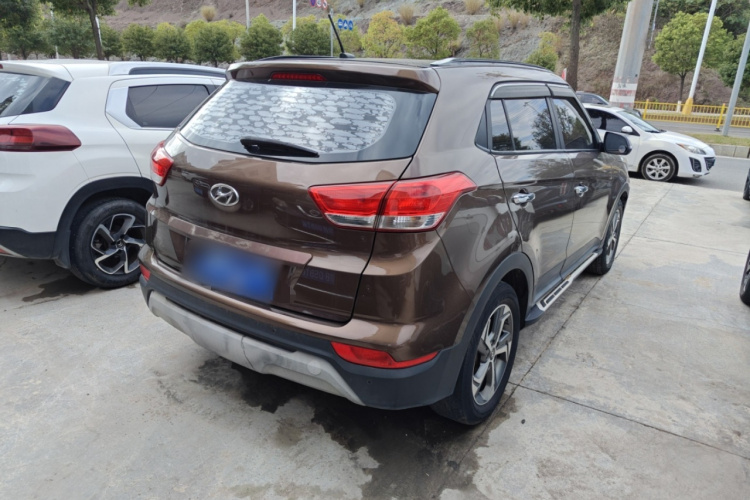 Hyundai ix25 2018 #7 Hyundai ix25 2018 car image #7