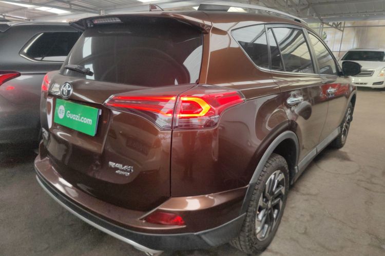 RAV4 2017 #7 RAV4 2017 car image #7