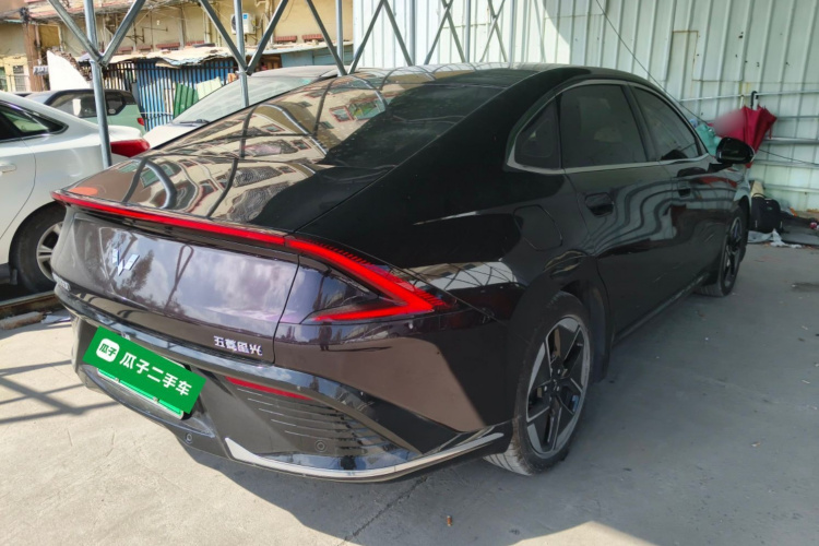 Wuling Starlight 730 New Energy 2023 صورة سيارة #7