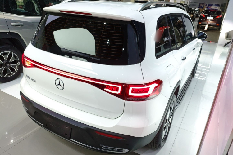 Mercedes-Benz EQB Class 2022 #7 Mercedes-Benz EQB Class 2022 car image #7