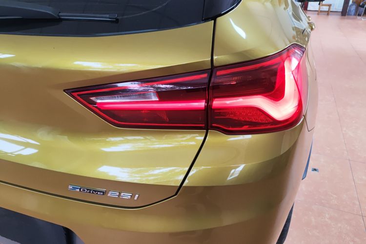 BMW X2 2020 car image #7