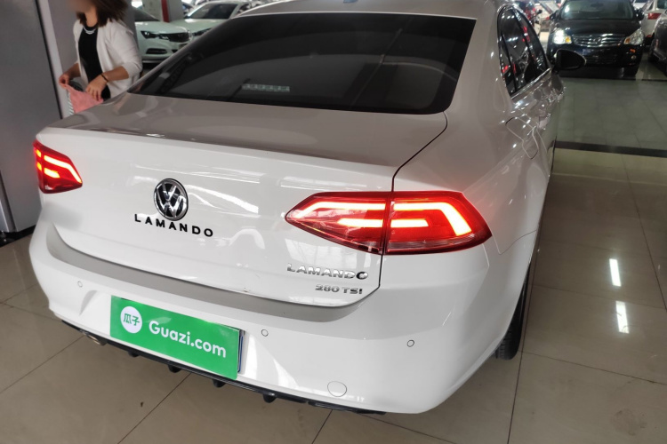 Volkswagen Lamando 2018 immagine di auto #7