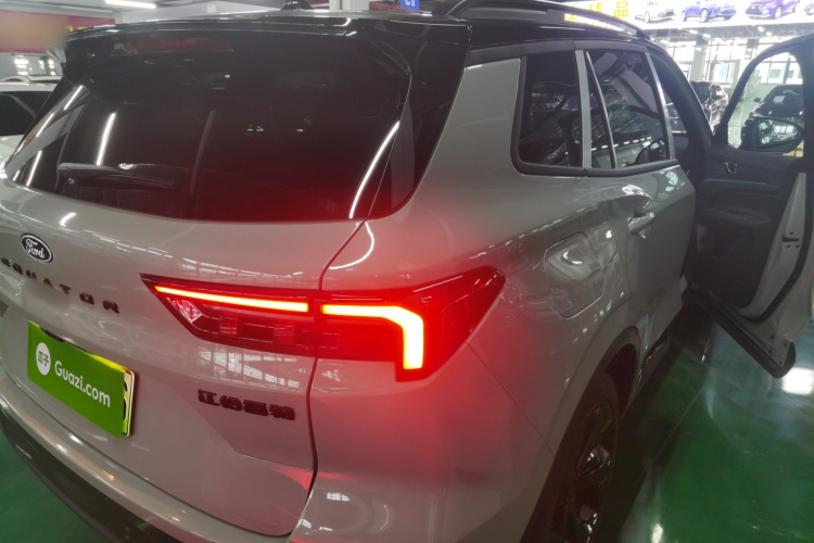 Ford Equator Sport New Energy 2025 car image #7