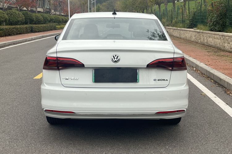 Volkswagen Bora Pure Electric 2020 صورة سيارة #7