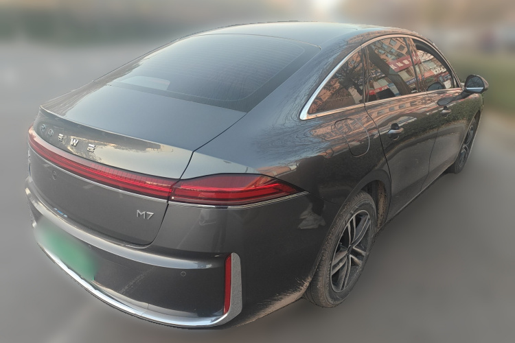 Roewe M7 DMH 2025 car image #7