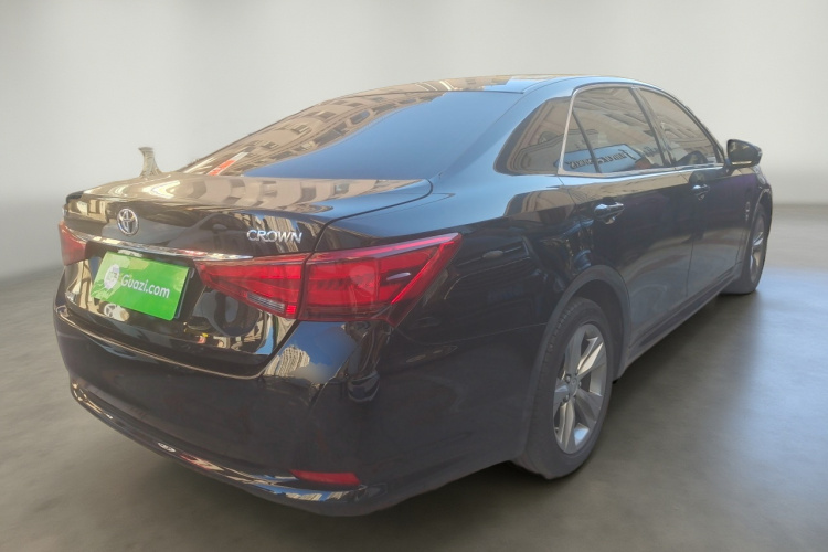 丰田 皇冠 2017 汽车图片 #7