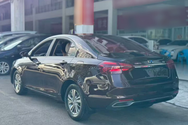 GEELY Emgrand 2018 car image #7