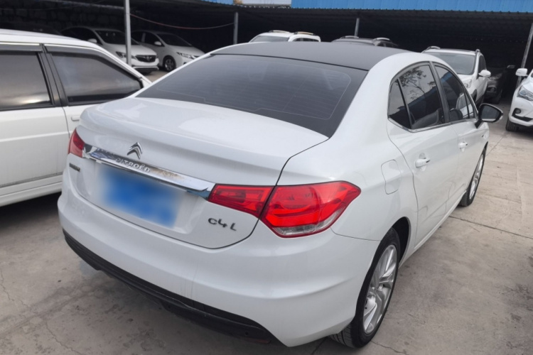 Citroen C4L 2015 image de voiture #7