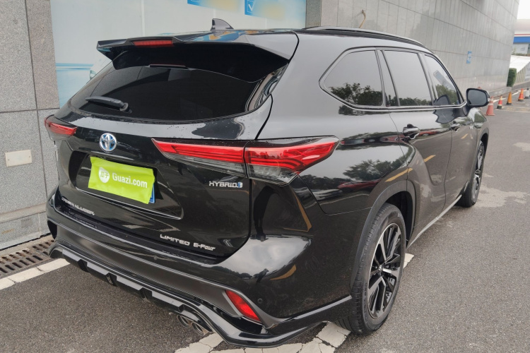 Toyota Crown Kluger 2021 car image #7