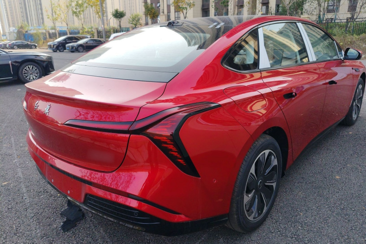 HongQi TianGong 05 2025 immagine di auto #7