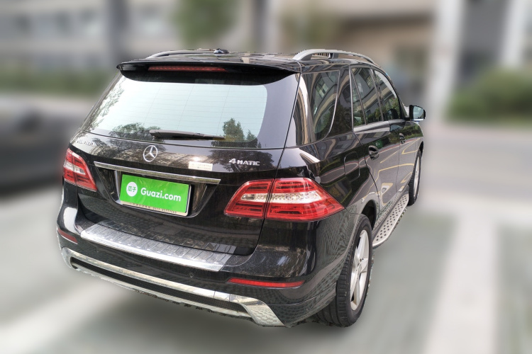 Mercedes-Benz M Class 2015 car image #7