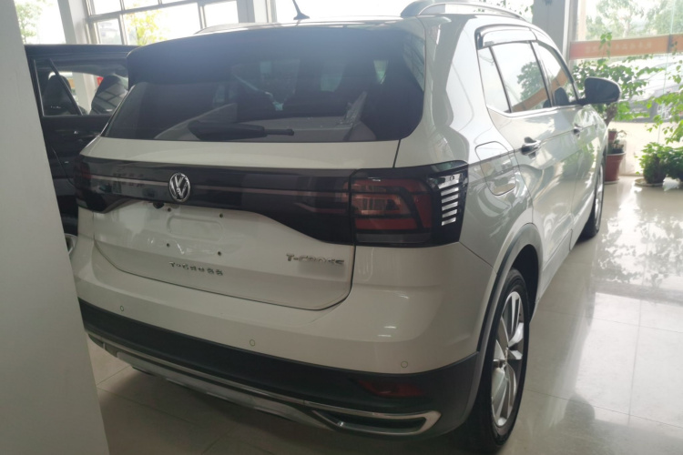 Volkswagen T-Cross 2020 #7 Volkswagen T-Cross 2020 car image #7