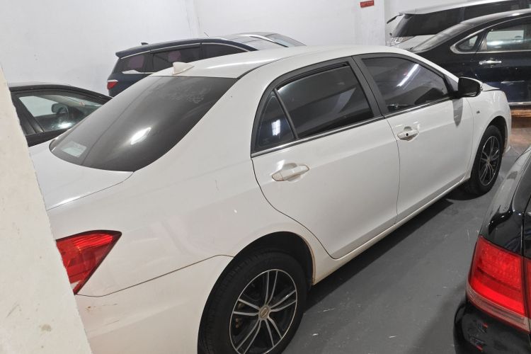 BYD SuRui 2016 car image #7