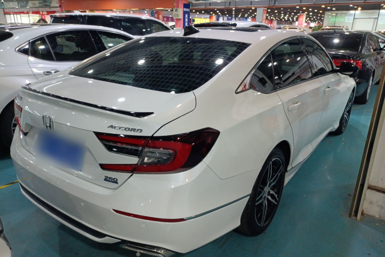 BYD F3R 2023 #7 BYD F3R 2023 car image #7