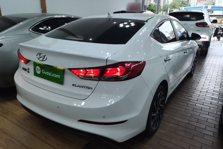 Hyundai Elantra AD 2019 car image #7