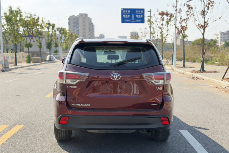 Toyota Highlander (Imported) 2016 car image #7