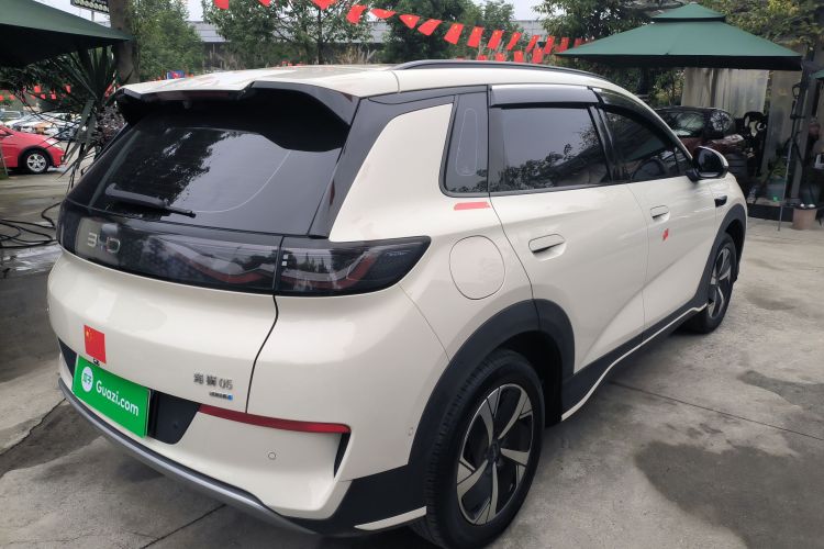 BYD Sea Lion 05 EV 2025 #7 BYD Sea Lion 05 EV 2025 car image #7