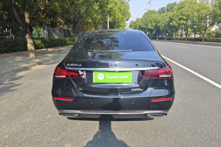 Mercedes-Benz E Class New Energy 2022 car image #7