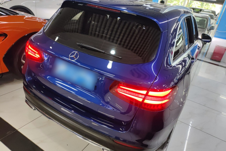 Mercedes-Benz GLC Class 2016 car image #7