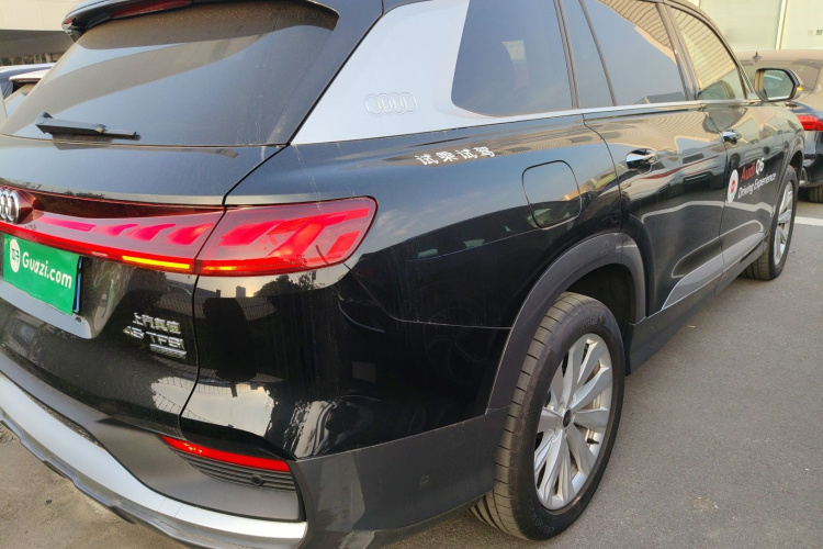 Audi Q6 2024 صورة سيارة #7