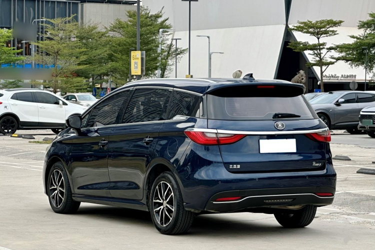 BYD Song MAX 2018 car image #7