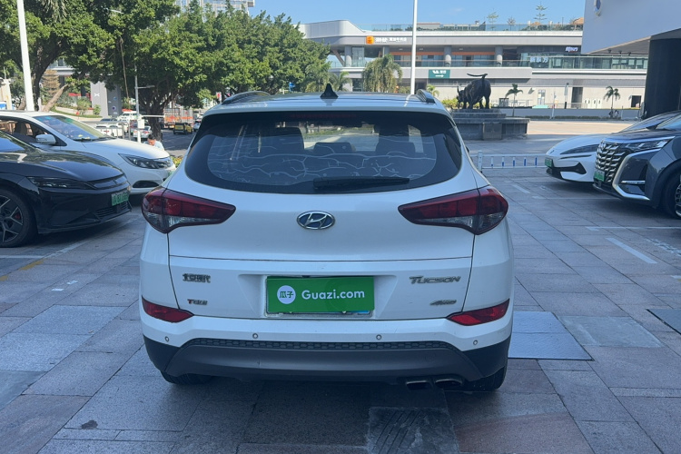 Hyundai Tucson (Imported) 2016 #7 Hyundai Tucson (Imported) 2016 car image #7