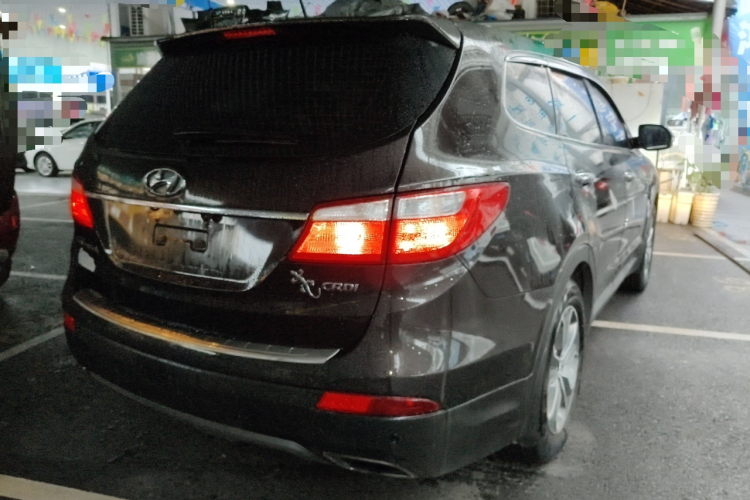 Hyundai Grand Santa Fe 2017 #7 Hyundai Grand Santa Fe 2017 car image #7